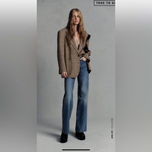 COPY - NEW WITH TAGS Zara TRF Wide Leg Jeans in Medium Denim Color. Size 6.